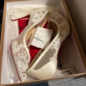 New  CHRISTIAN LOUBOUTIN